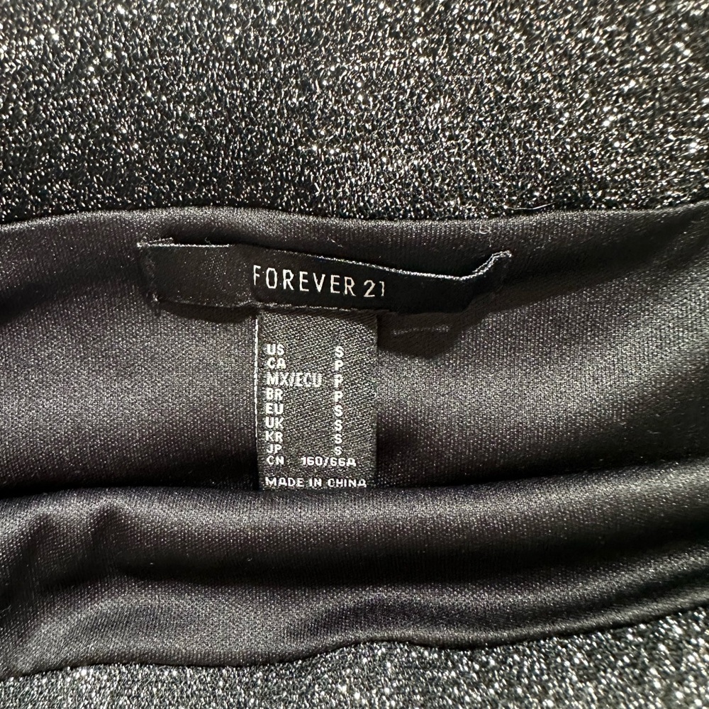 Mini skirt - Picture 4 of 4